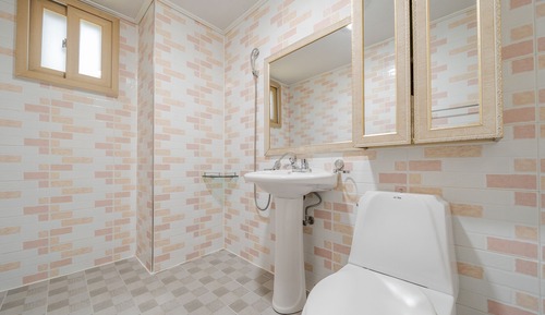 Basic Room, 1 Bedroom (Room 101(Ocean View /BBQ /Terras))