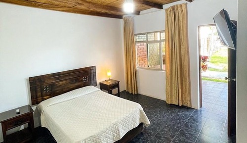 Classic Room, Housekeeping, Garden View