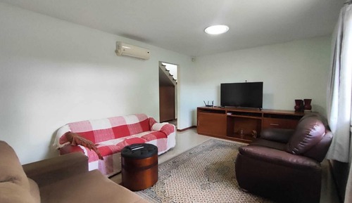 Comfort Room, Canal View