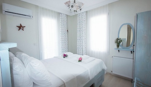 Classic Double Room, City View