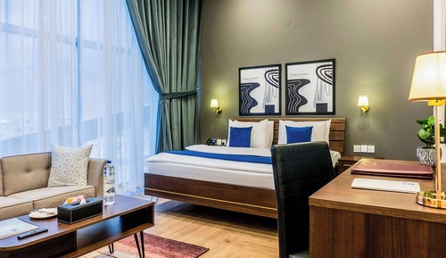 Suite, 1 King Bed, Smoking (Living Room;Presidential)