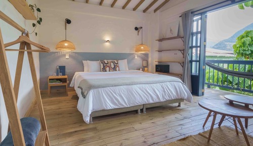 Standard Suite, Balcony