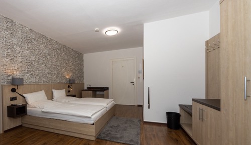 Deluxe Double Room, Private Bathroom, Mountain View