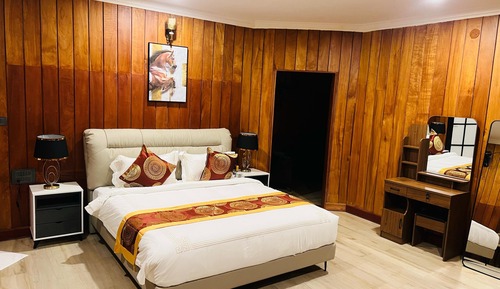 Luxury Double Room, Balcony, Garden View