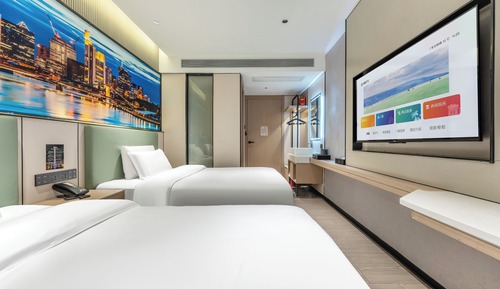 Deluxe Room, 2 Double Beds, Ensuite, City View