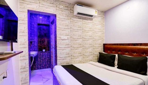 Classic Double Room, City View