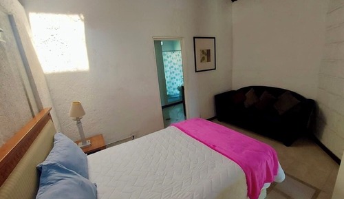 Standard Single Room, 1 King Bed