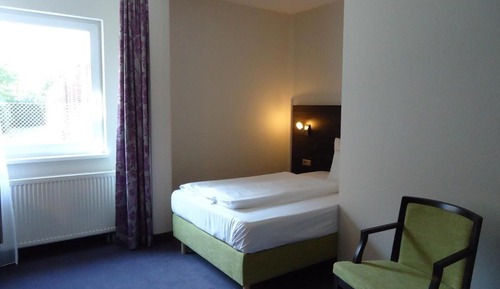 Basic Single Room