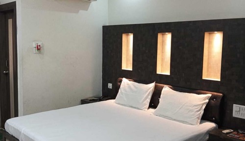 Deluxe Room, Garden View