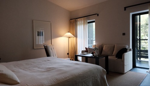 Basic Double Room, Balcony, Mountain View