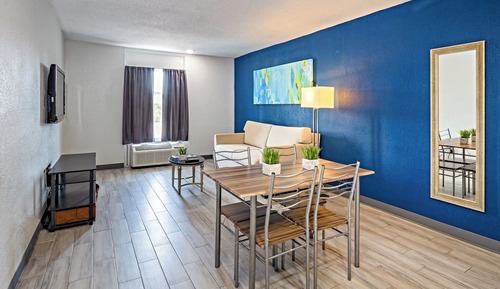 Standard Studio Suite, 1 King Bed