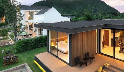 Villa Bedroom Pool View