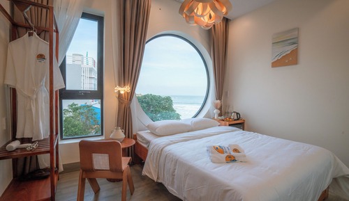 Deluxe Room, Beach View