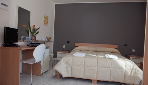 Deluxe Double Room, Pool View