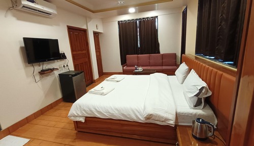 Super Deluxe Room