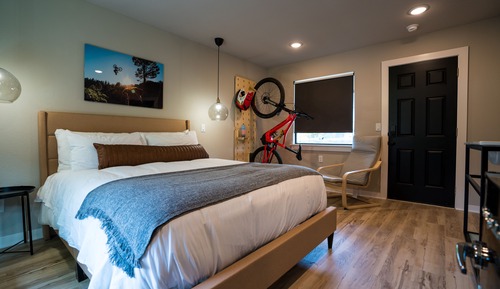 #5 Hobbs State Park, Single Room