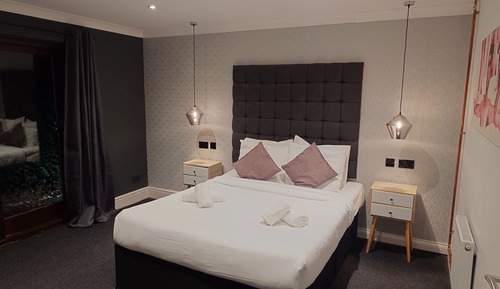 Standard Double Room, 1 Double Bed, Shared Bathroom