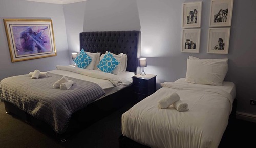 Family Room, Multiple Beds (Family)