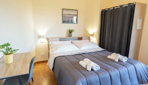 Deluxe Triple Room, Balcony, Beach View