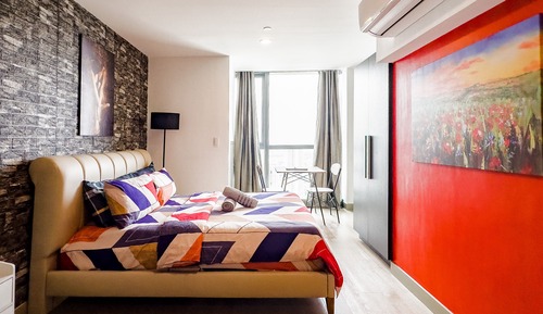 Basic Studio, City View