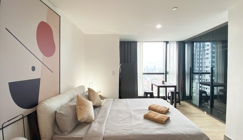 Basic Studio, City View