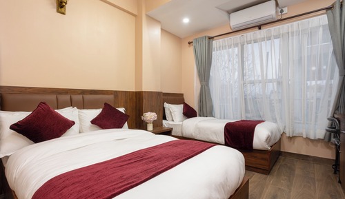 Deluxe Triple Room