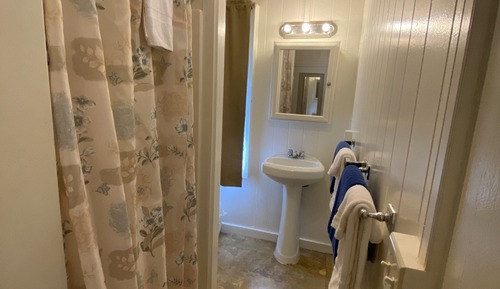 Deluxe Studio, 1 Queen Bed