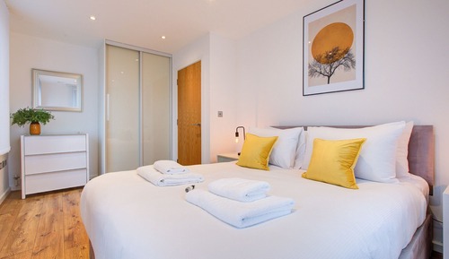 Comfort Apartment, Balcony, City View