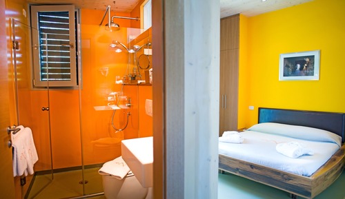 Deluxe Room, Patio, Garden View