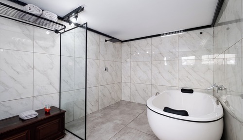 Deluxe Studio Suite, Lanai, City View