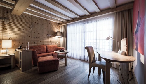 Junior Double or Twin Room, Balcony, Park View