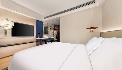 Superior Room, 1 King Bed, Non Smoking