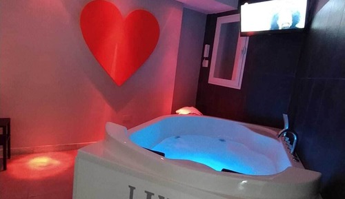 Superior Suite, City View