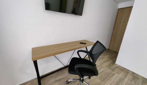 Deluxe Studio Suite, Private Bathroom