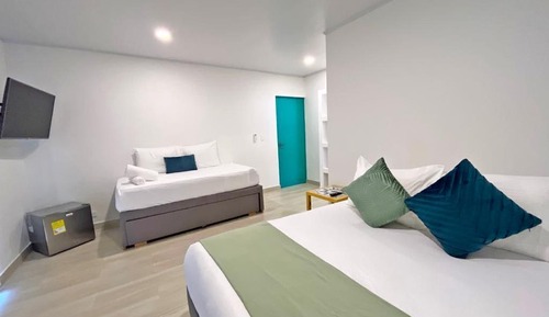 Deluxe Quadruple Room