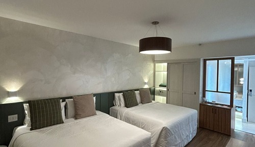 Quarto Familia Deluxe