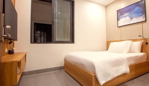 Standard Double Room, City View