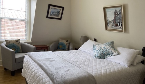 Room #4 - Bed & Breakfast/1 Queen Bed/Second Floor