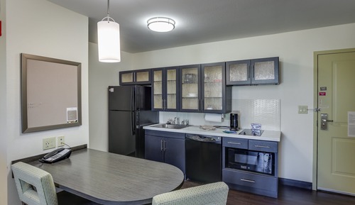 Suite, 1 King Bed (1 King, Living, Dining)