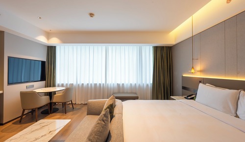Alive King Room