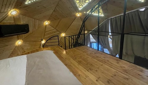 Grand Tent, Sea View