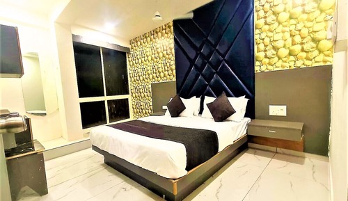 Deluxe Double Room, Balcony, City View