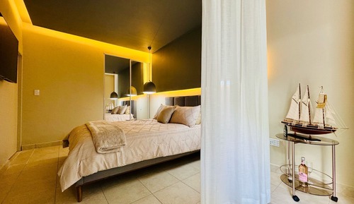 Honeymoon Apartment (TB5)