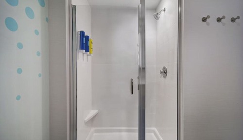 Room, 2 Queen Beds, Hearing Accessible