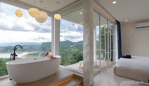 Panoramic House, 1 King Bed, Lake View, Mountainside