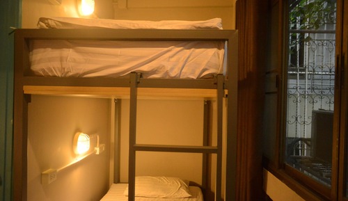 Private Room with Shared Bathroom for 4-pax