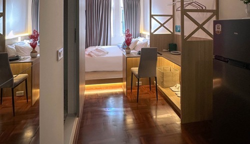 Comfort Studio, 1 King Bed