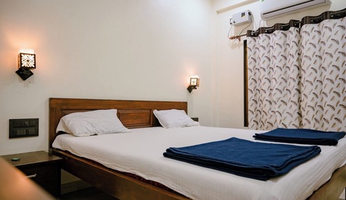 Classic Double Room, Beach View