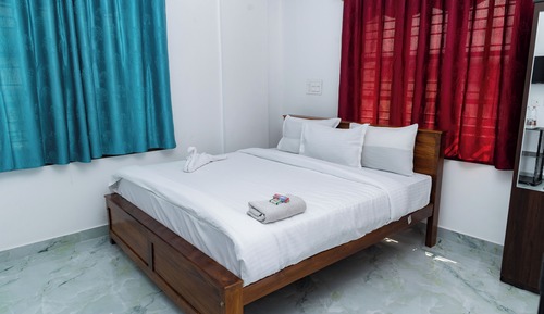 Standard Double Room, Patio, City View