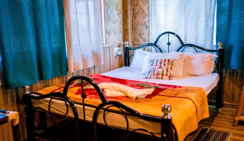 Deluxe Room, City View